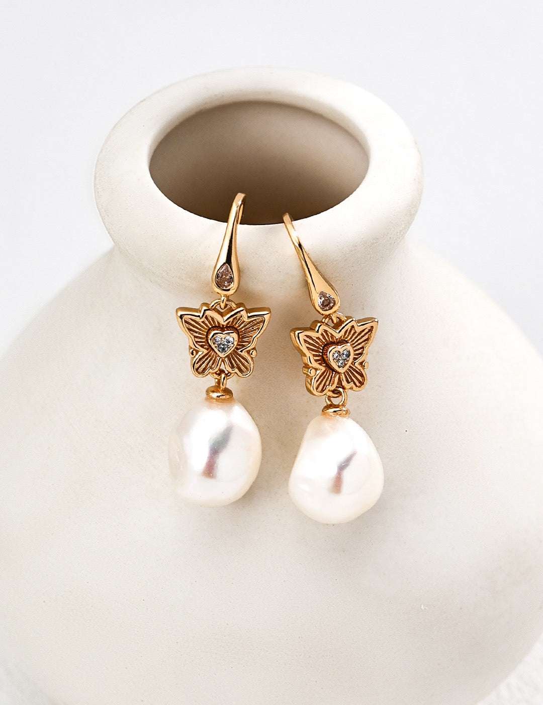 Dancing Butterfly & Starry Pearl Earrings in S925 Silver - TAMO Jewellery