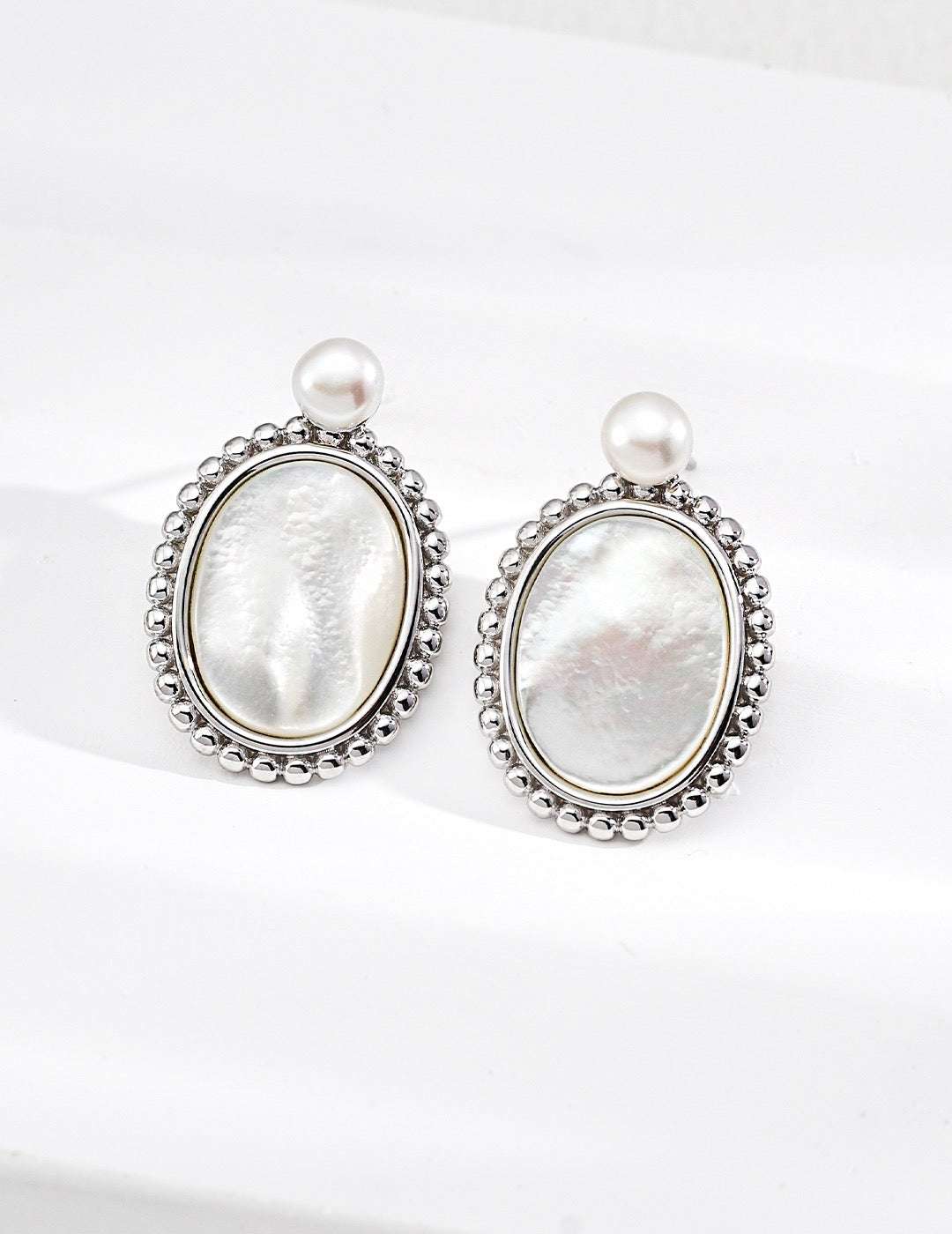 Vintage Romance｜S925 Silver Pearl & Mother-of-Pearl Earrings - TAMO Jewellery