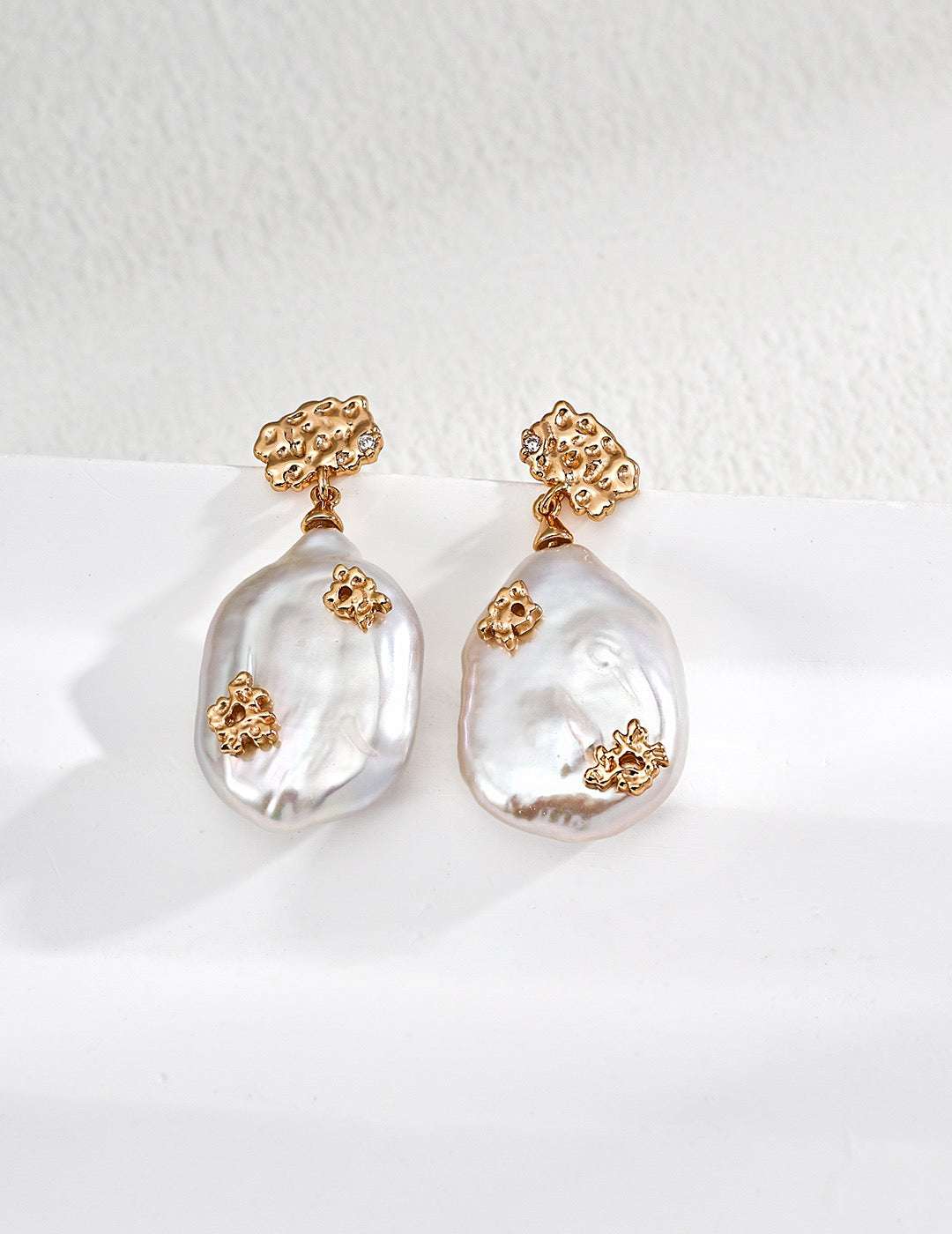 Ethereal Flow S925 Silver Baroque Pearl Earrings - TAMO Jewellery