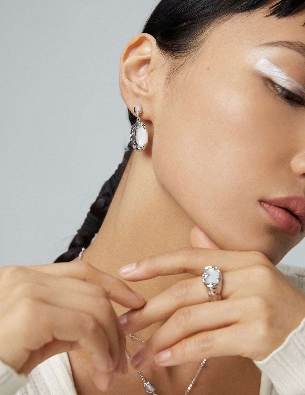 Molten Lava Mother of Pearl Gift Set – Necklace & Earrings (Ring Optional), 925 Sterling Silver, 18K White Gold / 18K Retro Gold